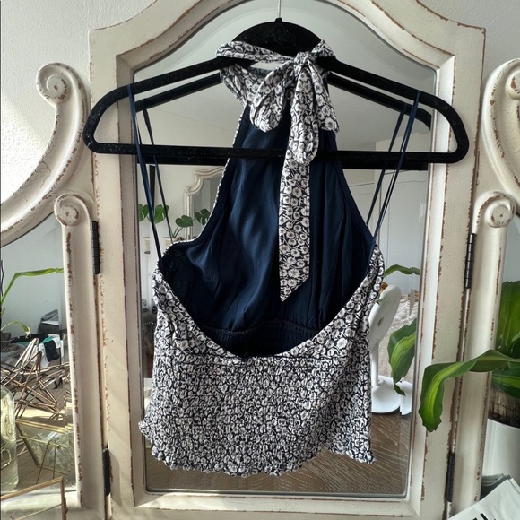 Abercrombie halter top - Picture 3 of 4
